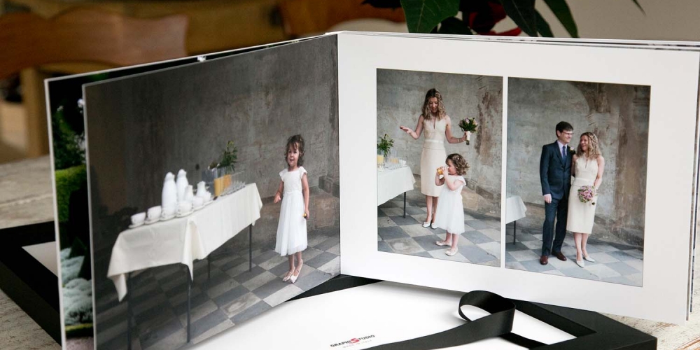 Graphistudio Young Book